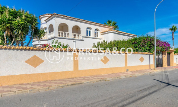 A Vendre - Villa - Torrevieja - La Siesta - El Salado - Torreta