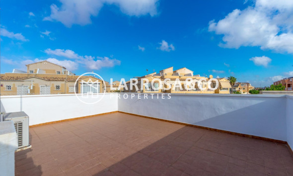 Вторичный рынок - Дом - Торревьеха - La Siesta - El Salado - Torreta