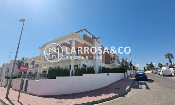 Вторичный рынок - Таунхаус - Сьюдад Кесада - Lo Marabu