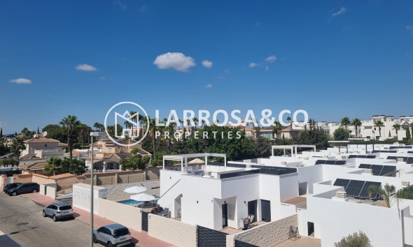 Вторичный рынок - Таунхаус - Сьюдад Кесада - Lo Marabu