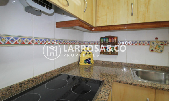 Resale - Apartment - Torrevieja - Centro