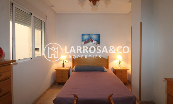 Resale - Apartment - Torrevieja - Centro