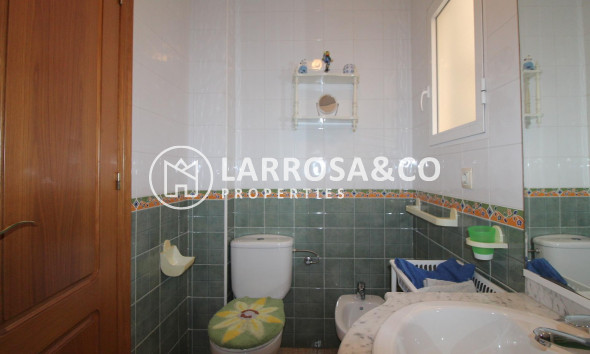 Resale - Apartment - Torrevieja - Centro