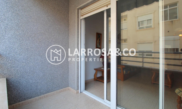 Resale - Apartment - Torrevieja - Centro