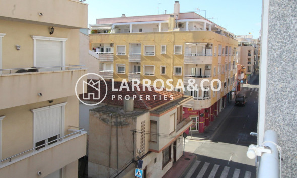 Resale - Apartment - Torrevieja - Centro