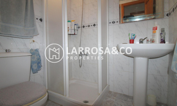 Resale - Apartment - Torrevieja - Playa del cura