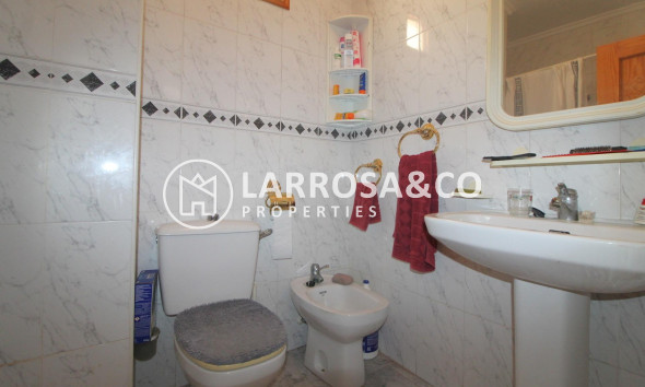 Resale - Apartment - Torrevieja - Playa del cura