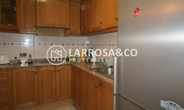 Resale - Apartment - Torrevieja - Playa del cura