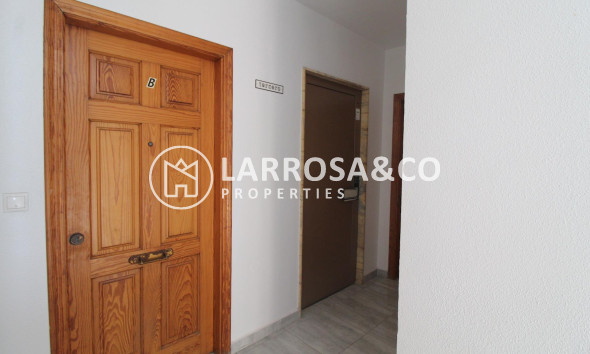 Resale - Apartment - Torrevieja - Playa del cura