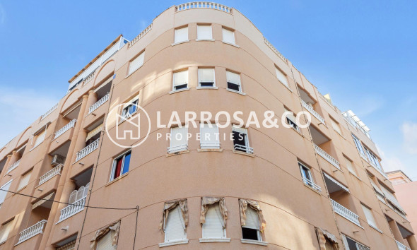Resale - Apartment - Torrevieja - Playa del cura