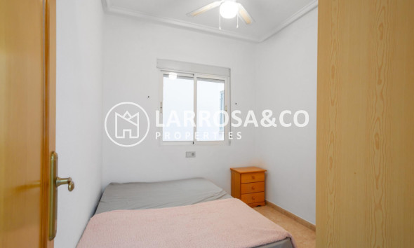 Resale - Apartment - Torrevieja - Centro