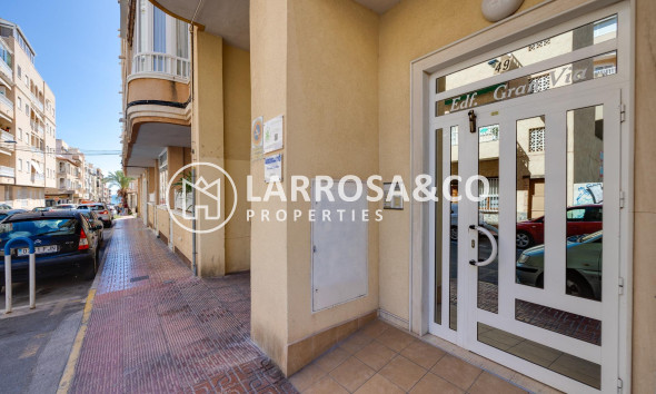 Reventa - Apartamento - Torrevieja - Playa del cura