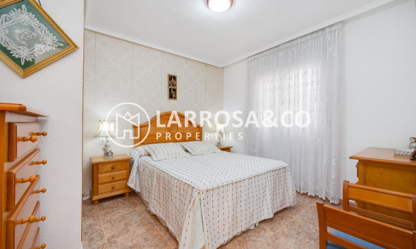 Reventa - Apartamento - Torrevieja - Playa del cura