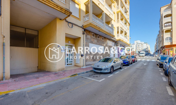 Reventa - Apartamento - Torrevieja - Playa del cura