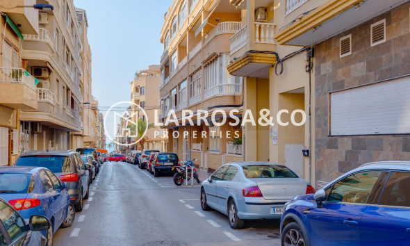 Reventa - Apartamento - Torrevieja - Playa del cura