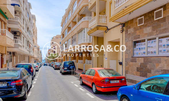 Reventa - Apartamento - Torrevieja - Playa del cura