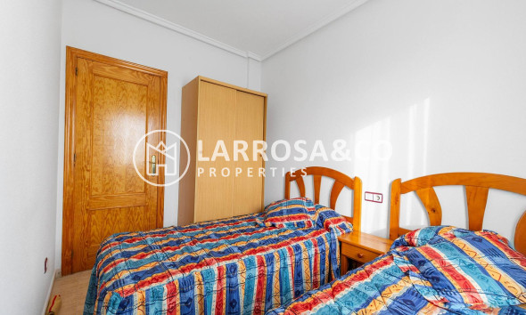Resale - Apartment - Torrevieja - Torreblanca