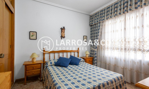 Вторичный рынок - Квартира - Торревьеха - Estacion de autobuses