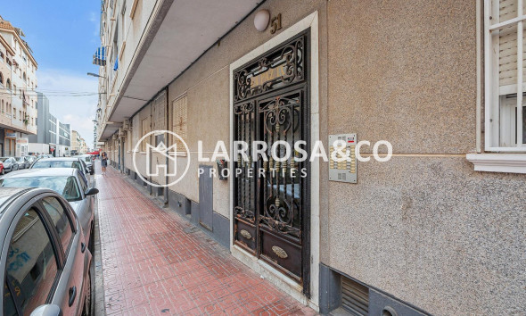 Вторичный рынок - Квартира - Торревьеха - Estacion de autobuses