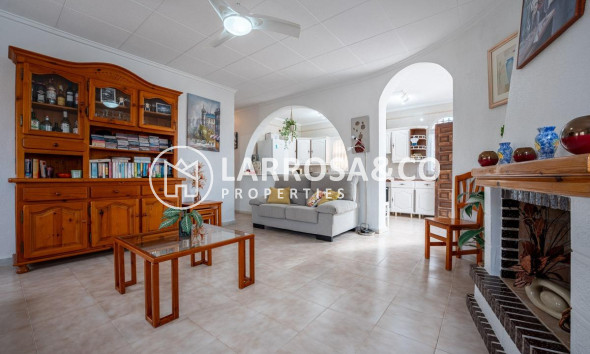 Вторичный рынок - Дом - Торревьеха - La Siesta - El Salado - Torreta