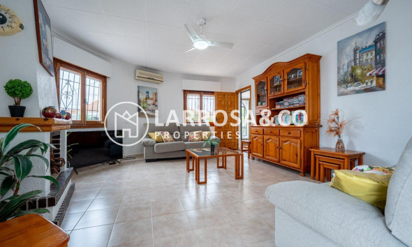 Вторичный рынок - Дом - Торревьеха - La Siesta - El Salado - Torreta