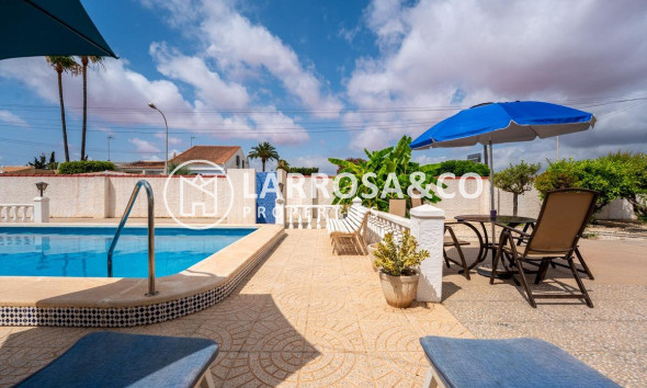 Вторичный рынок - Дом - Торревьеха - La Siesta - El Salado - Torreta