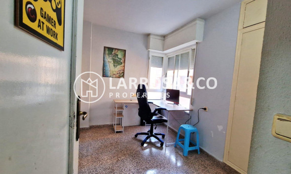 Resale - Apartment - Torrevieja - Los Locos Beach