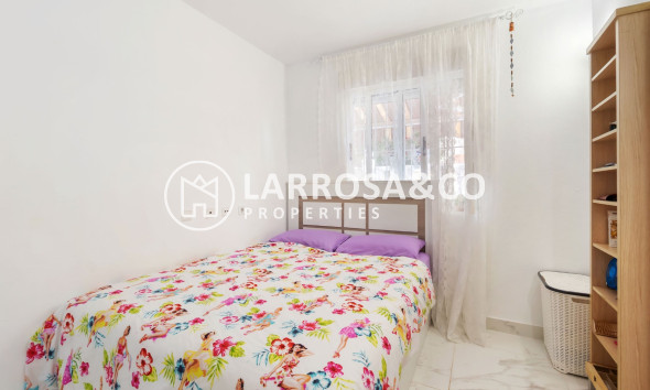 Resale - Apartment - Torrevieja - Centro