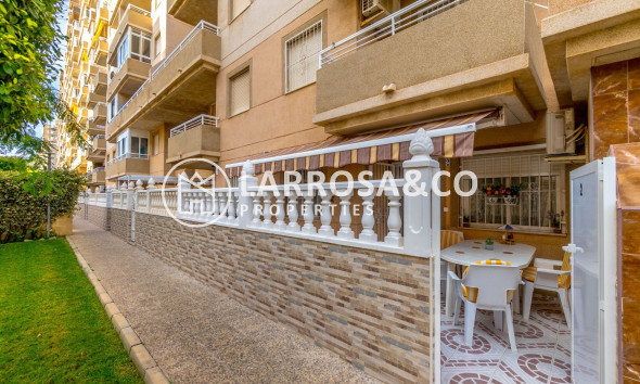 Resale - Apartment - Torrevieja - Centro
