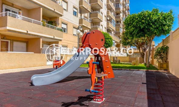 Resale - Apartment - Torrevieja - Centro