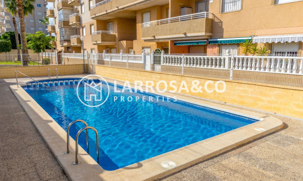 Resale - Apartment - Torrevieja - Centro