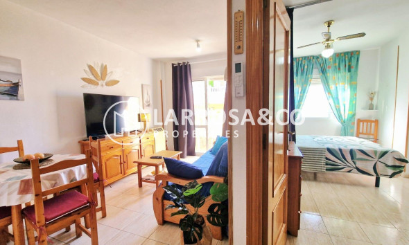 Resale - Apartment - Torrevieja - Centro