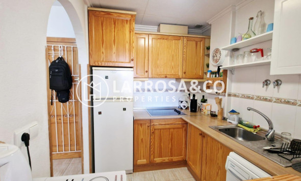 Resale - Apartment - Torrevieja - Centro