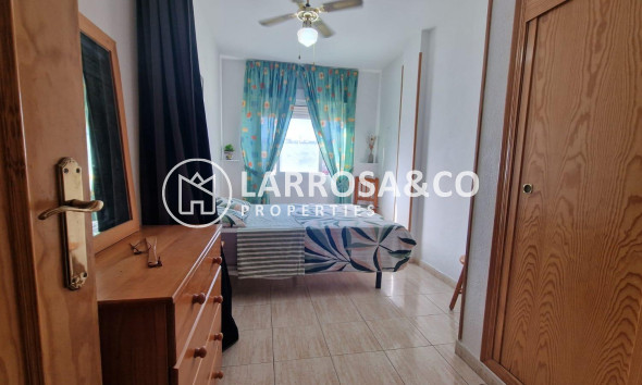 Resale - Apartment - Torrevieja - Centro
