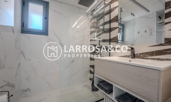 Resale - Apartment - Guardamar del Segura - El Raso