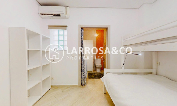 Вторичный рынок - Дом - Торревьеха - Playa de los Naufragos