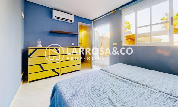 Вторичный рынок - Дом - Торревьеха - Playa de los Naufragos