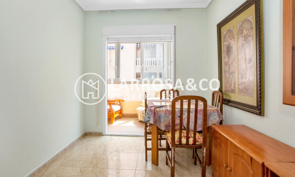 Resale - Apartment - Torrevieja - Centro