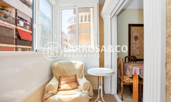 Resale - Apartment - Torrevieja - Centro