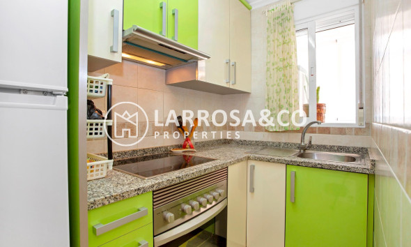 Resale - Apartment - Torrevieja - Centro