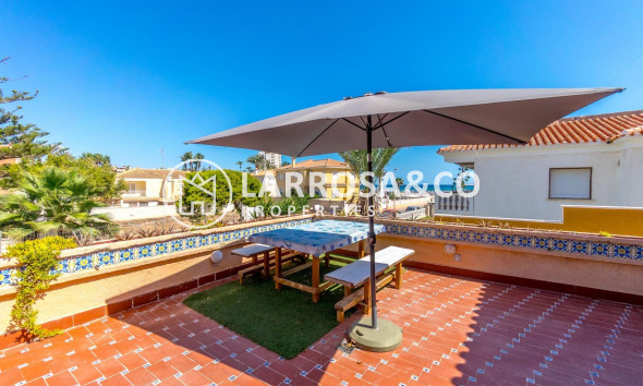A Vendre - Villa - Orihuela costa - La Zenia