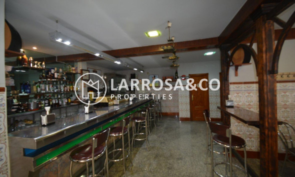 Вторичный рынок - Коммерческая площадь - Bigastro - CENTRO