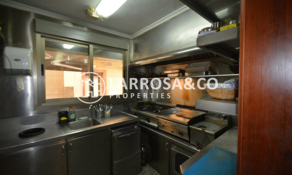 Вторичный рынок - Коммерческая площадь - Bigastro - CENTRO