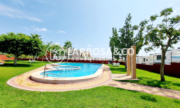 Resale - Bungalow - Orihuela costa - Los Altos
