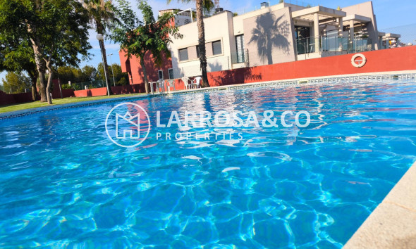 Resale - Bungalow - Orihuela costa - Los Altos