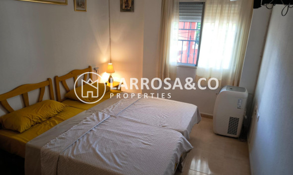 Resale - Bungalow - Orihuela costa - Los Altos