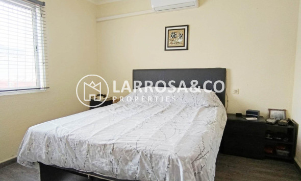 Resale - Detached House/Villa - Torrevieja - La Siesta - El Salado - Torreta