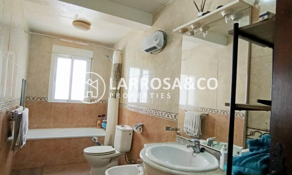 Resale - Detached House/Villa - Torrevieja - La Siesta - El Salado - Torreta