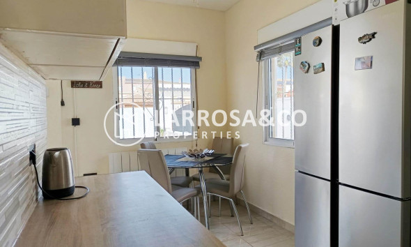 Resale - Detached House/Villa - Torrevieja - La Siesta - El Salado - Torreta