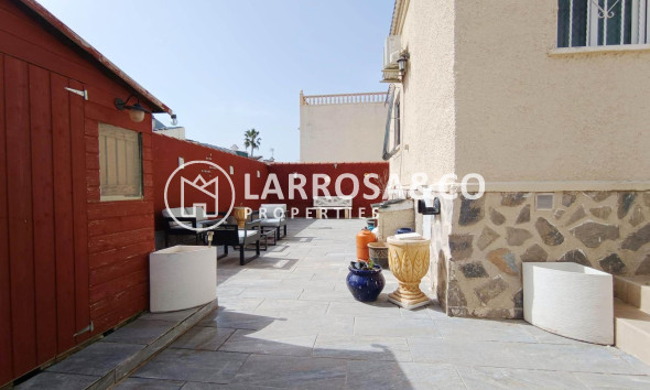 Resale - Detached House/Villa - Torrevieja - La Siesta - El Salado - Torreta